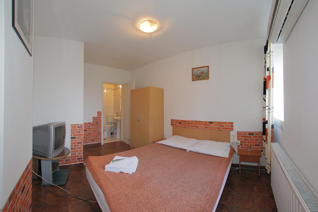 Pensiunea Bianco Nero Timisoara Exterior photo