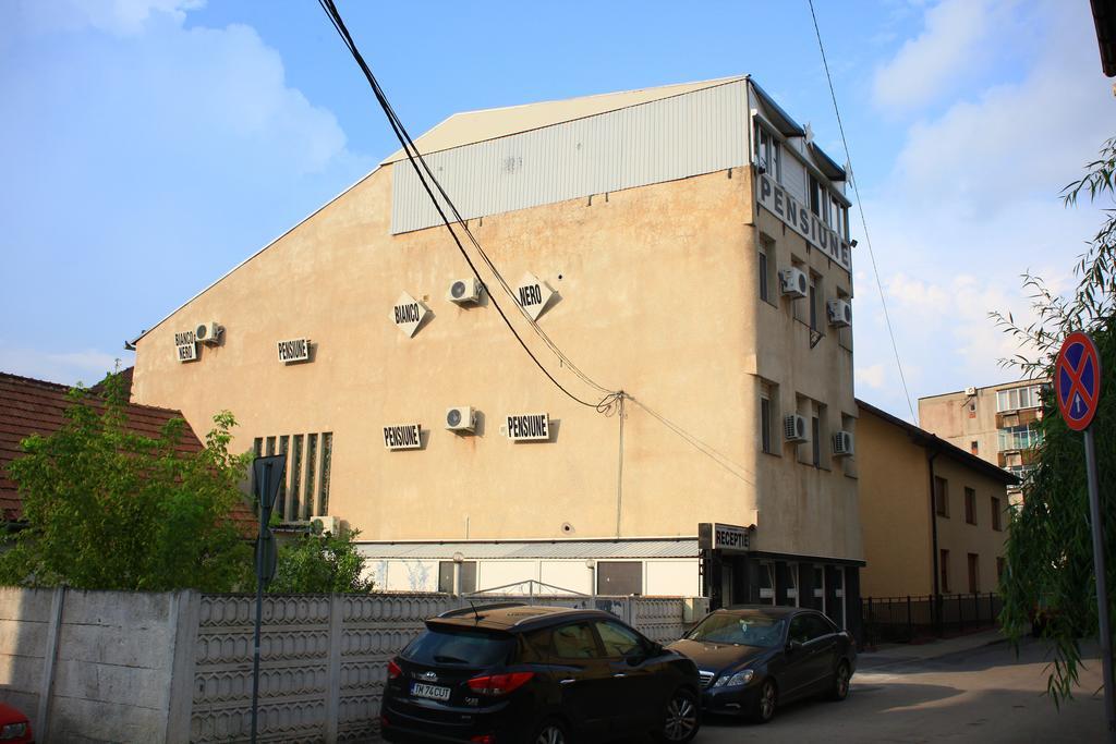 Pensiunea Bianco Nero Timisoara Exterior photo