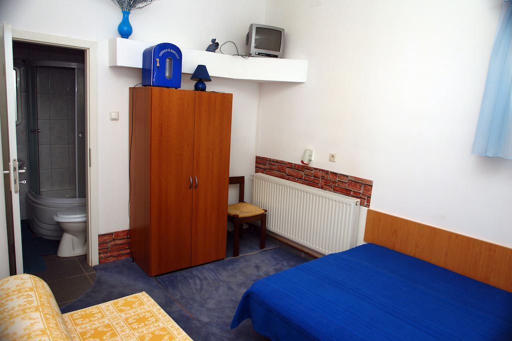 Pensiunea Bianco Nero Timisoara Exterior photo